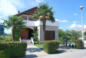 Guesthouse Ema  Сукосан